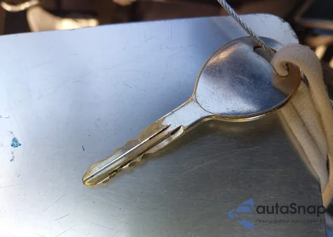 1997 Jeep Grand Cherokee Limited z USA, uszkodzony, nr VIN 1J4GX78Y8VC553119